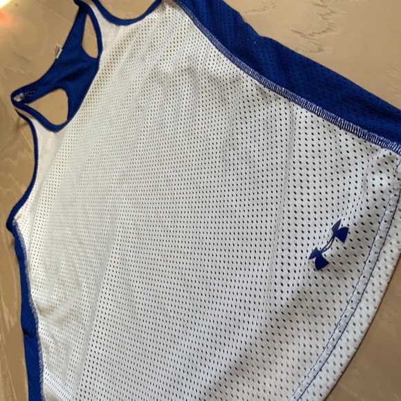 Under Armour women’s tank top. Size medium - Picture 2 of 5